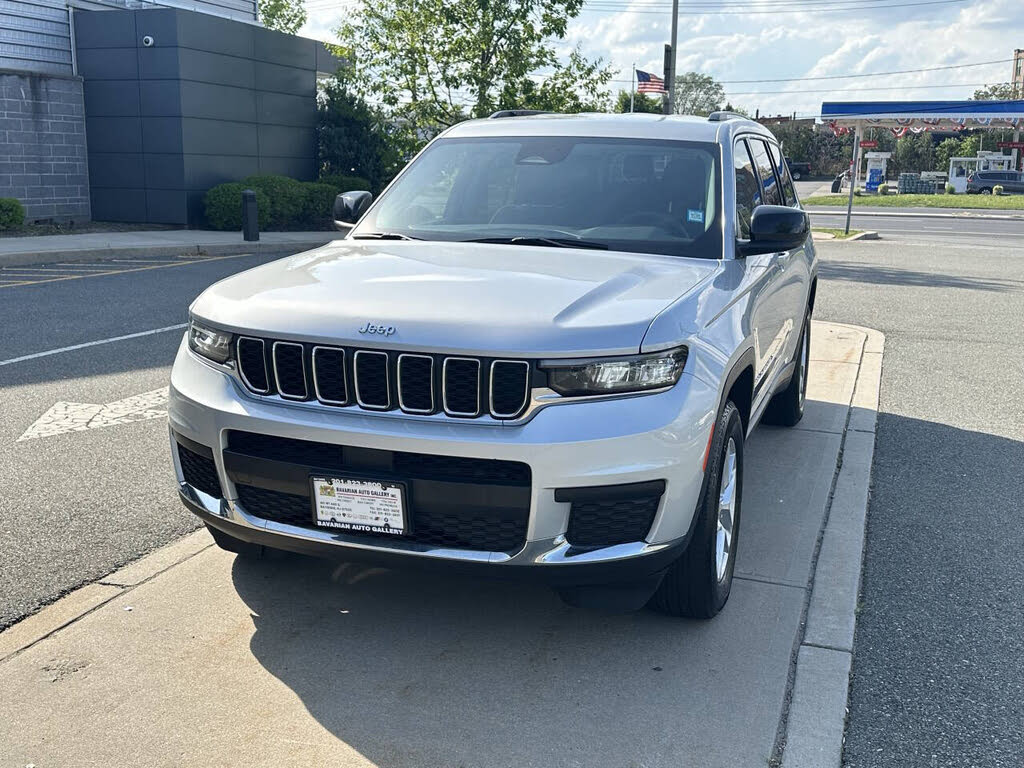2023 Jeep Grand Cherokee L Altitude 4WD