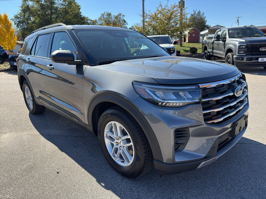 2026 Ford Explorer Active RWD