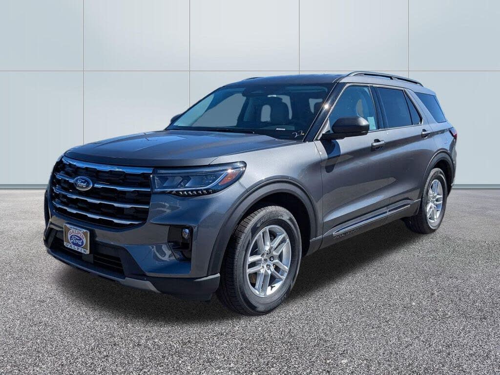 2025 Ford Explorer Active RWD