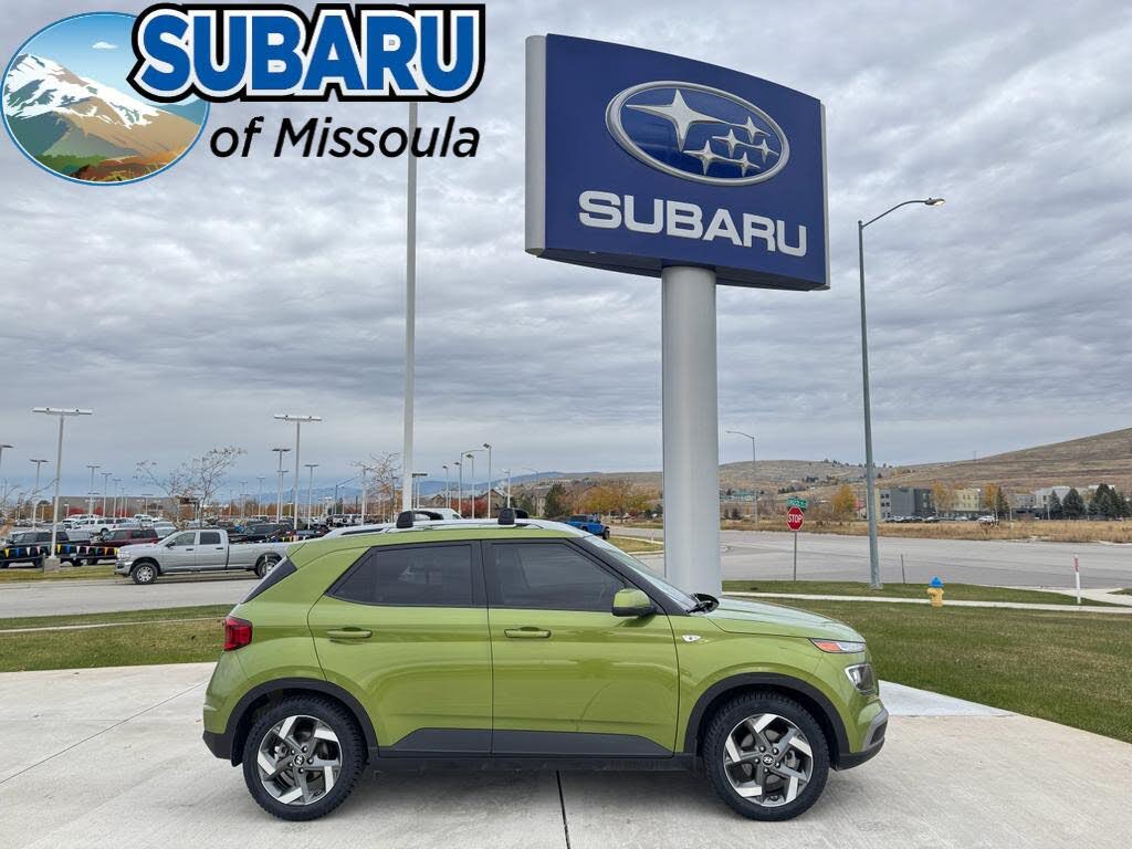 2022 Hyundai Venue SEL FWD