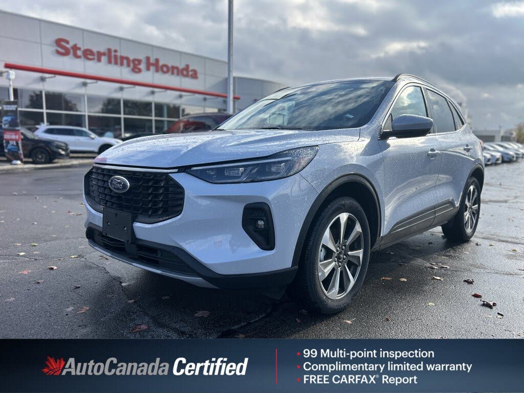 Ford Escape Platinum AWD 2025