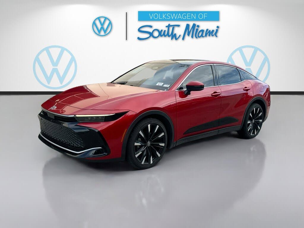 2023 Toyota Crown Platinum AWD