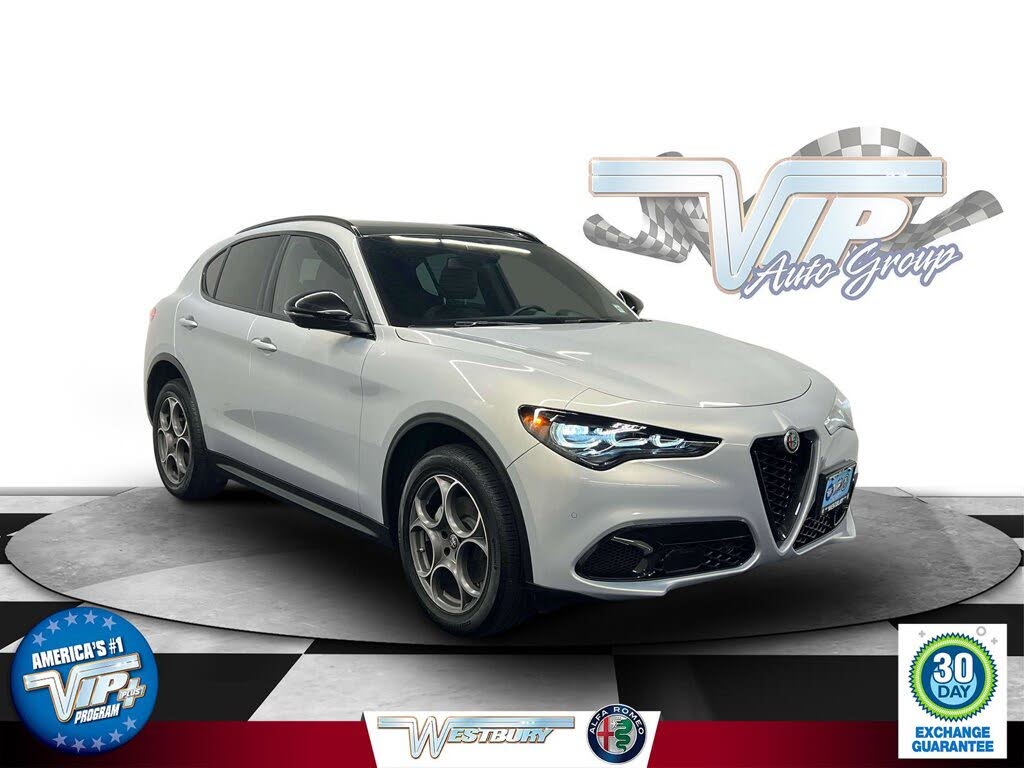 2025 Alfa Romeo Stelvio AWD