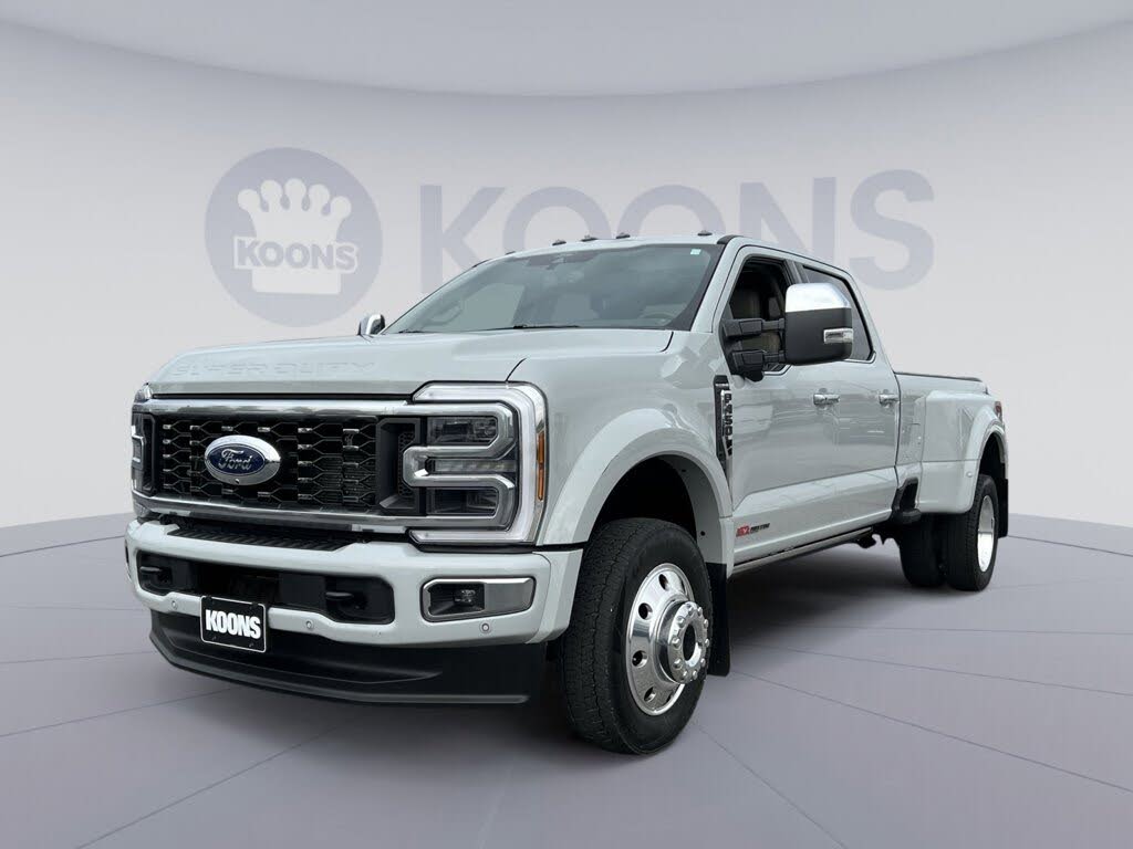 2025 Ford F-450 Super Duty Platinum Crew Cab LB DRW 4WD