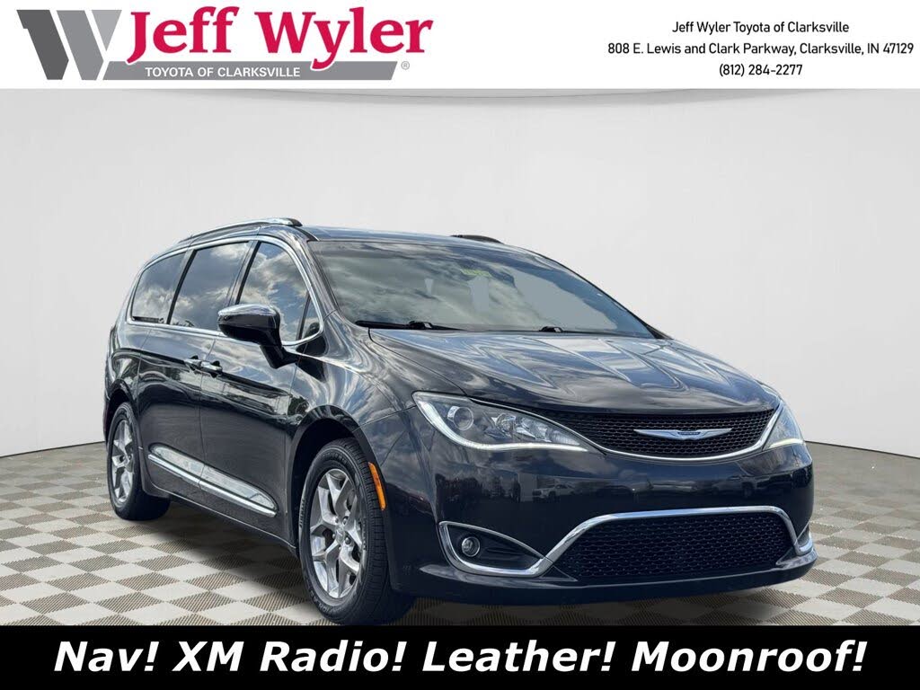 2019 Chrysler Pacifica Limited FWD
