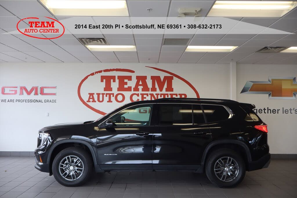 2025 GMC Acadia Elevation AWD