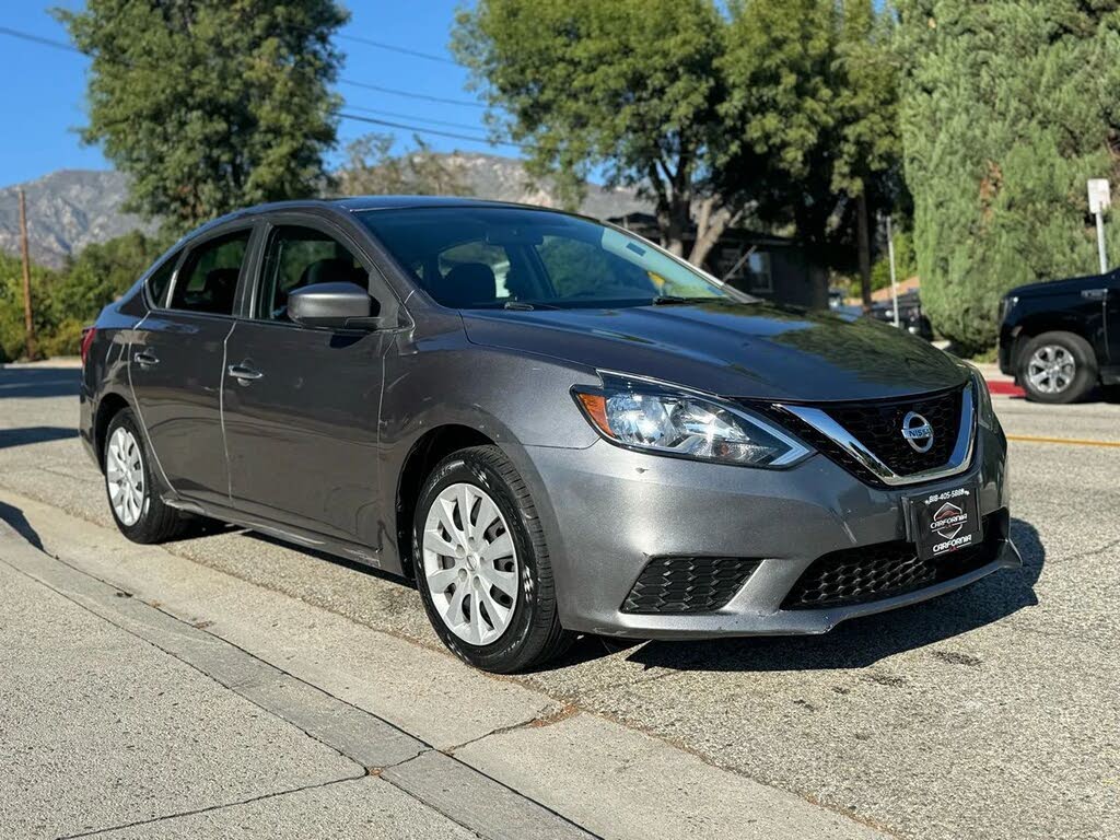 2019 Nissan Sentra S FWD