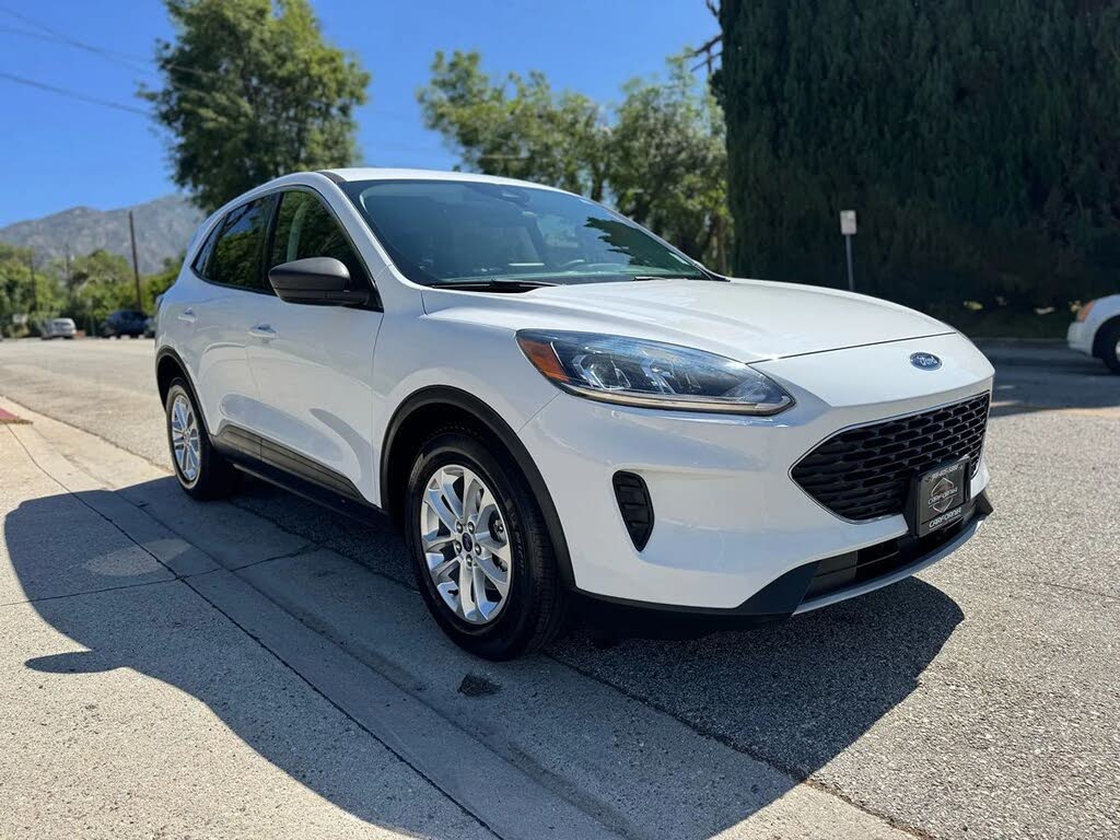 2022 Ford Escape SE FWD