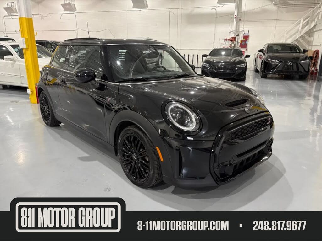 2023 MINI Cooper S 2-Door Hatchback FWD