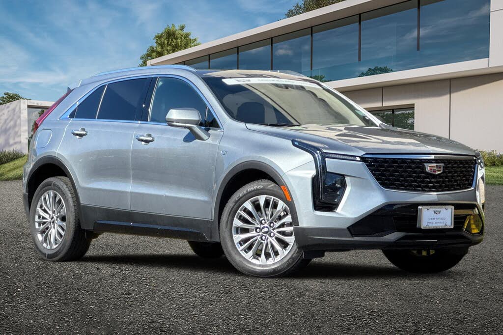 2024 Cadillac XT4 Premium Luxury FWD