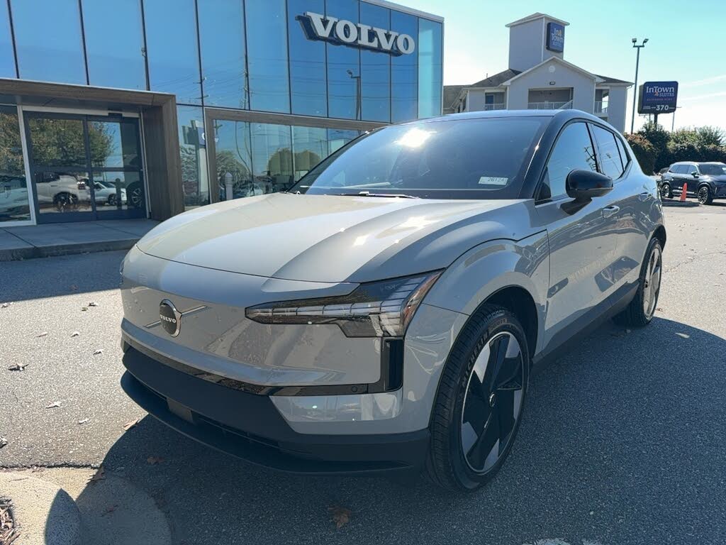 2026 Volvo EX30 Twin Plus eAWD