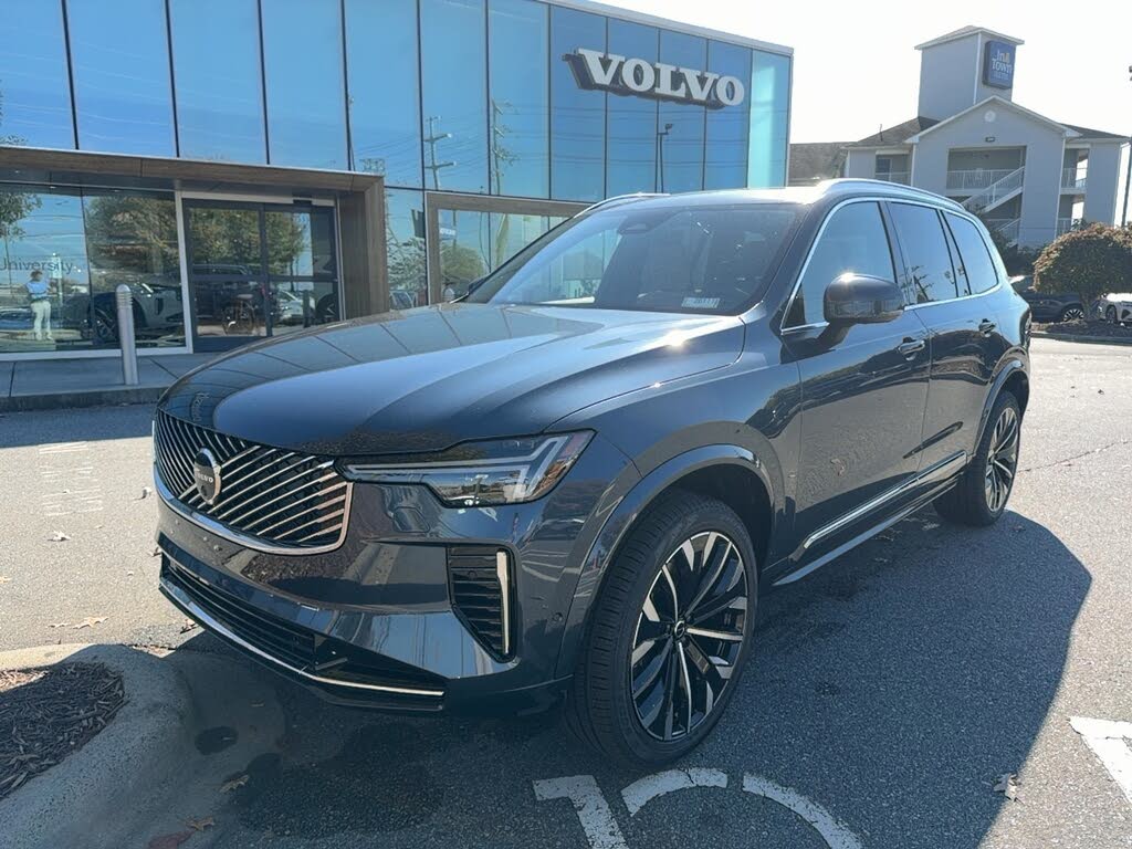 2026 Volvo XC90 B6 Plus 6-Passenger AWD