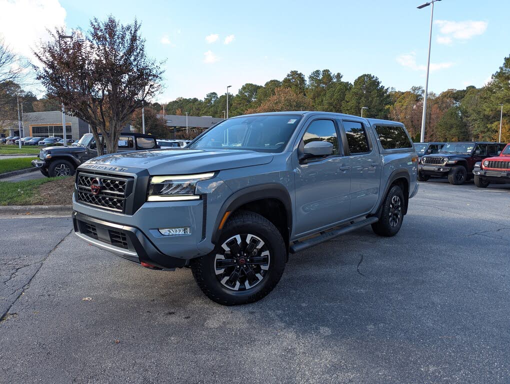 2023 Nissan Frontier PRO-4X Crew Cab 4WD