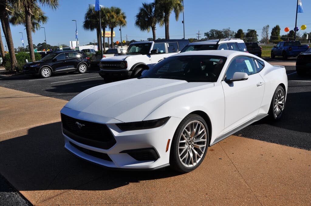 2026 Ford Mustang EcoBoost Premium Fastback RWD