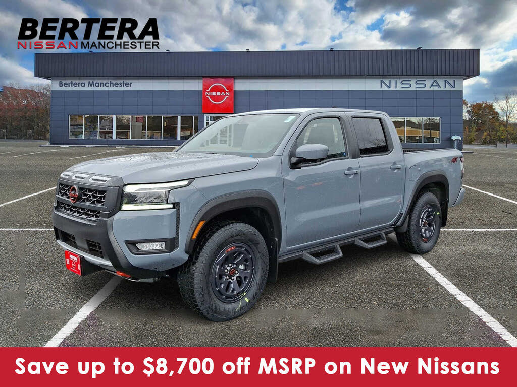 2025 Nissan Frontier PRO-4X Crew Cab 4WD