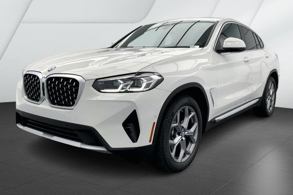 2025 BMW X4 xDrive30i