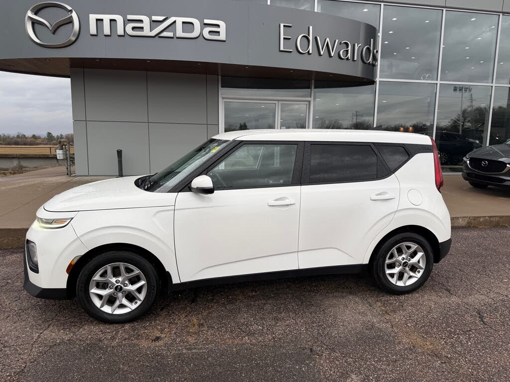 Kia Soul EX FWD 2021