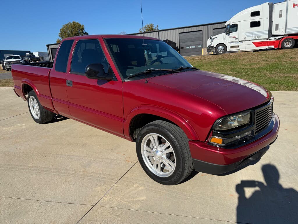 1998 Chevrolet S-10 LS Extended Cab RWD