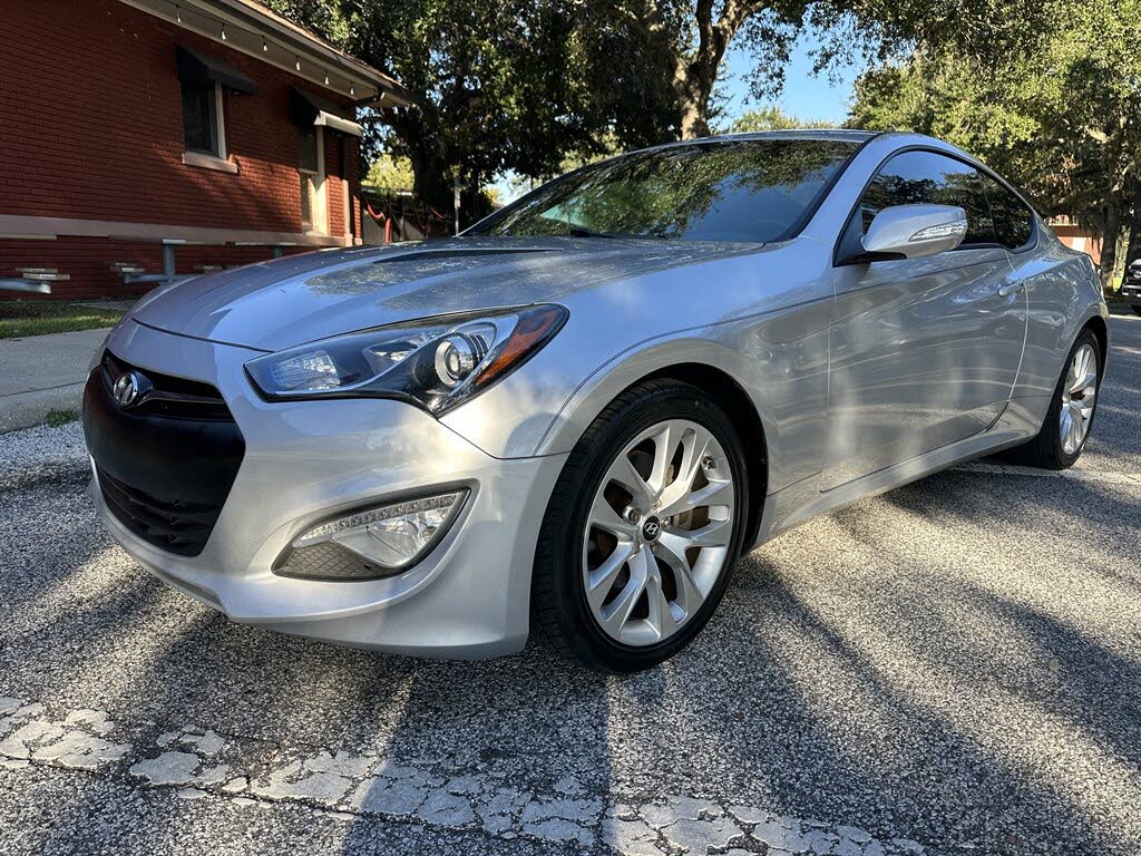 2016 Hyundai Genesis Coupe 3.8 Premium RWD