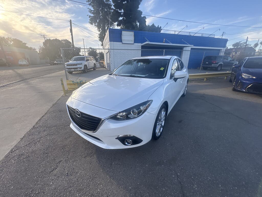 2016 Mazda MAZDA3 s Grand Touring