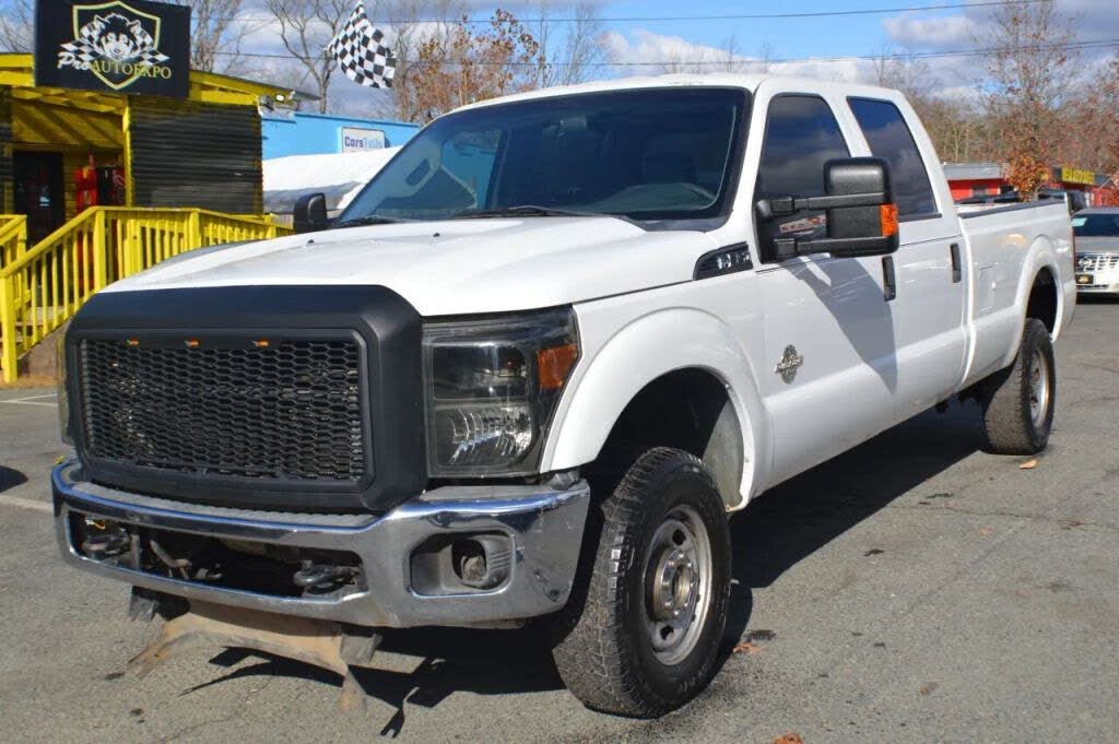2015 Ford F-350 Super Duty XLT Crew Cab LB 4WD