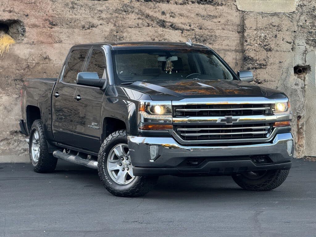 2018 Chevrolet Silverado 1500 LT Crew Cab 4WD