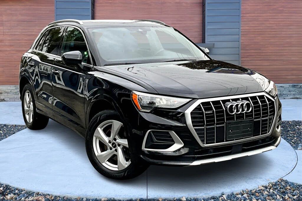 2021 Audi Q3 quattro Premium 40 TFSI