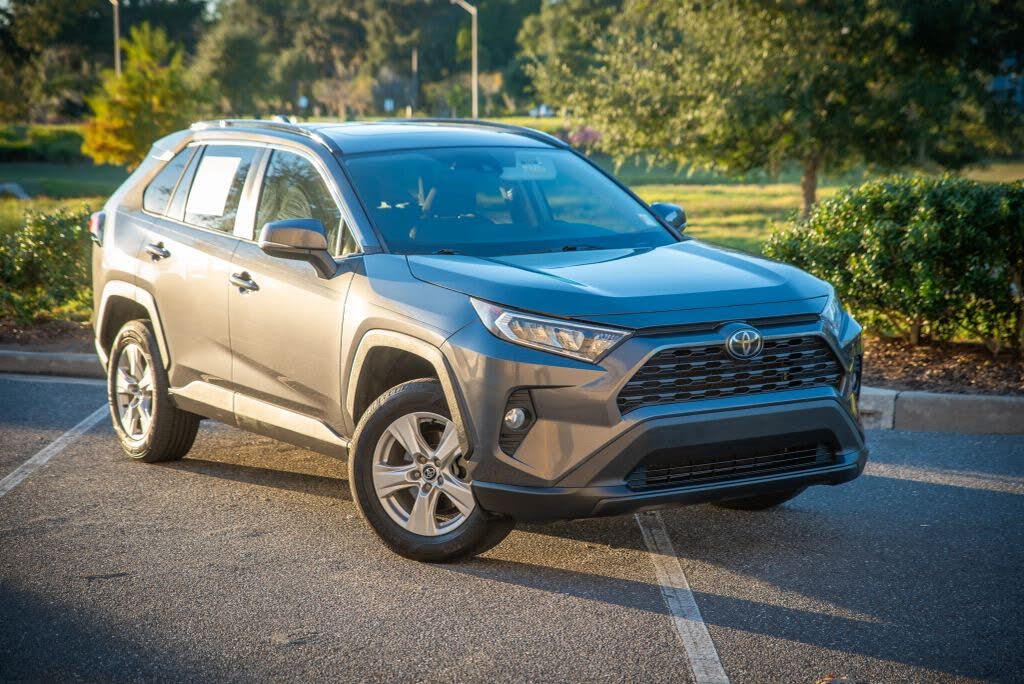 2021 Toyota RAV4 XLE FWD