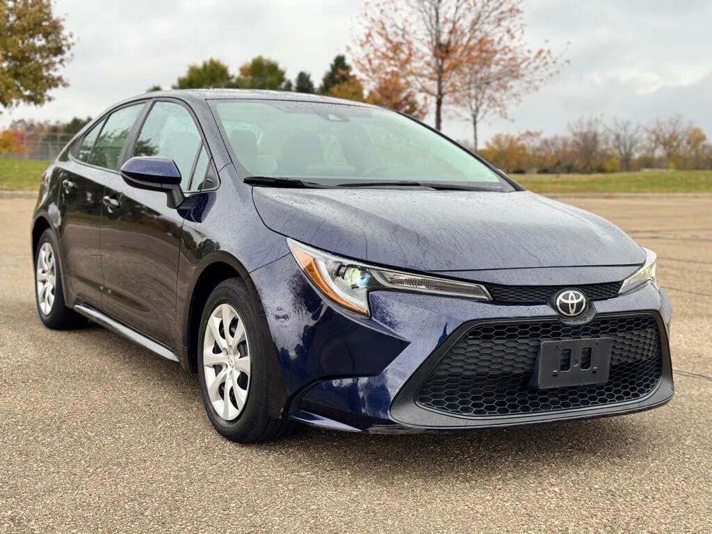 2022 Toyota Corolla LE FWD