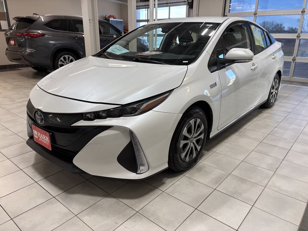 2022 Toyota Prius Prime LE FWD