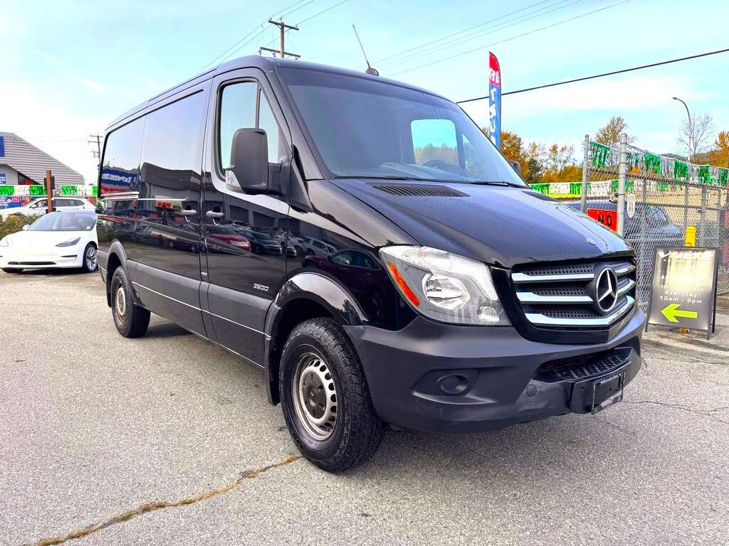 Mercedes-Benz Sprinter 2500 144 WB Crew Van 2016