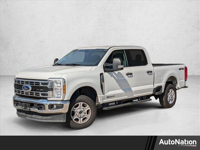 2025 Ford F-250 Super Duty XLT Crew Cab 4WD