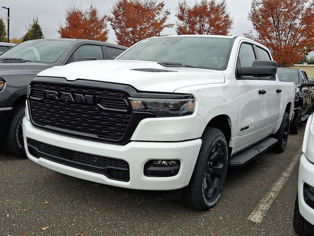 2025 RAM 1500 Tradesman Crew Cab 4WD
