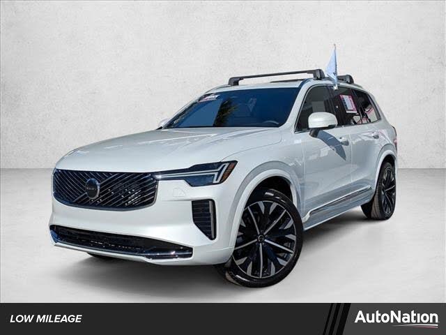 2026 Volvo XC90 B5 Core AWD