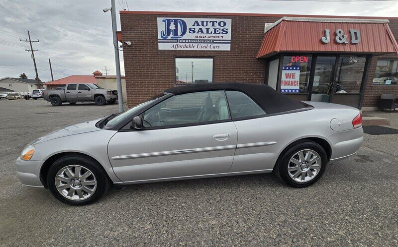 2006 Chrysler Sebring Limited Convertible FWD