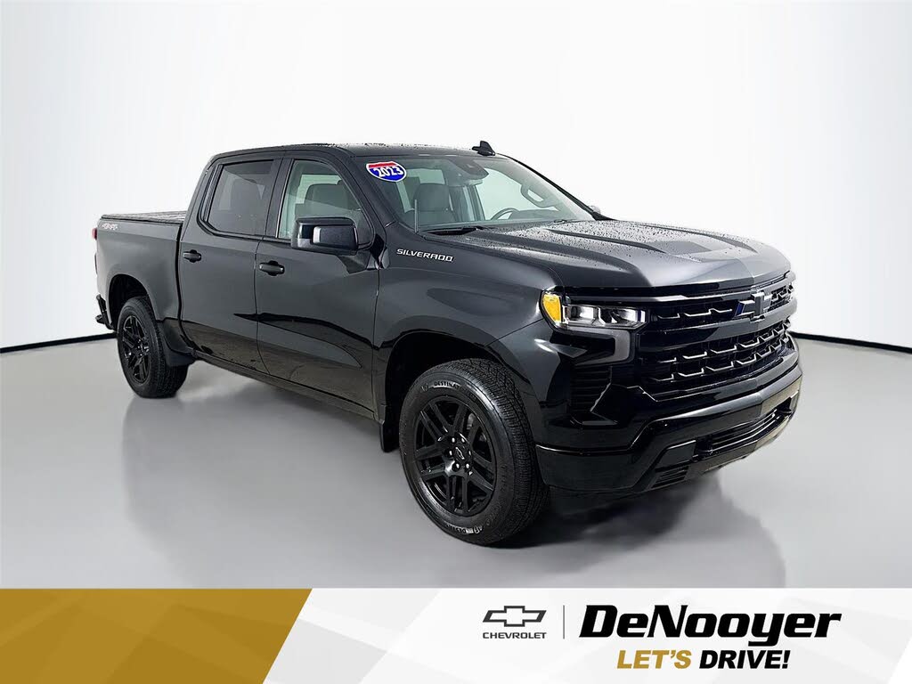 2023 Chevrolet Silverado 1500 RST Crew Cab 4WD