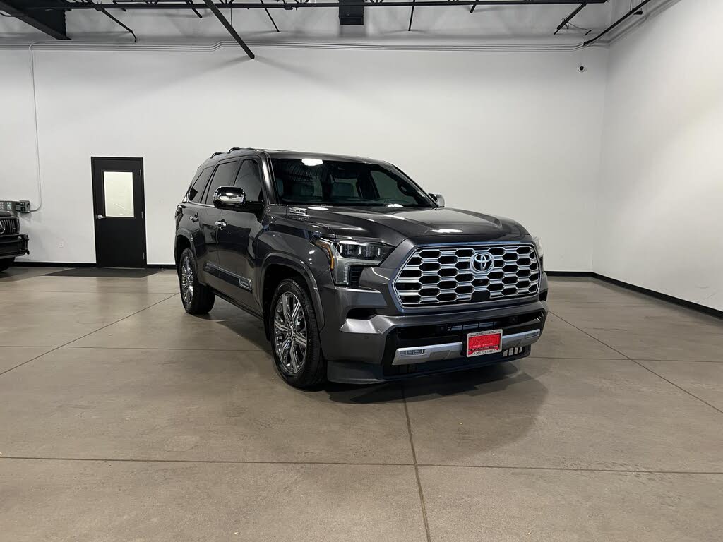 2024 Toyota Sequoia Capstone 4WD