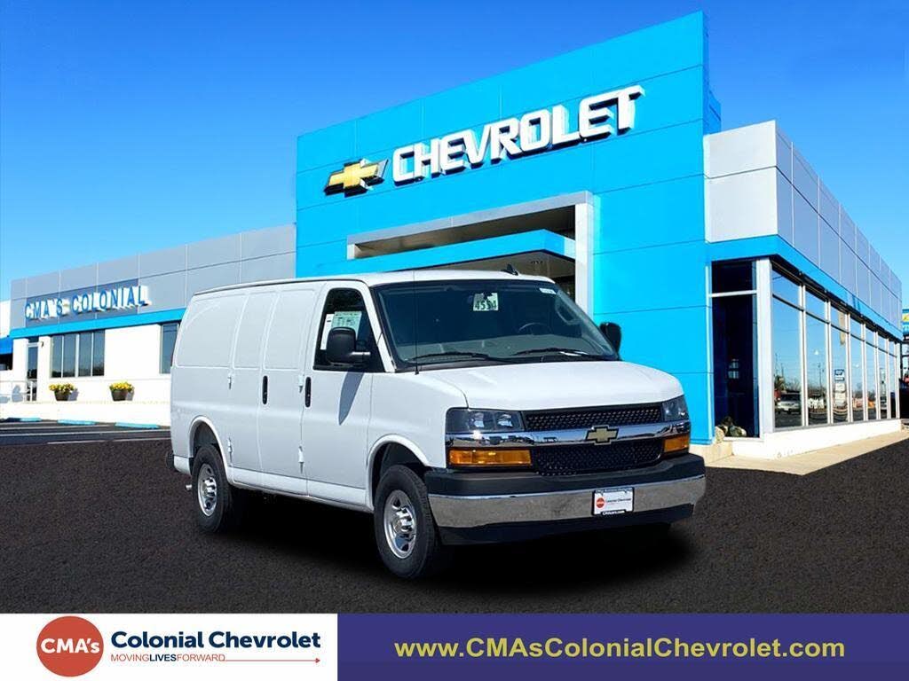 2025 Chevrolet Express Cargo 2500 RWD