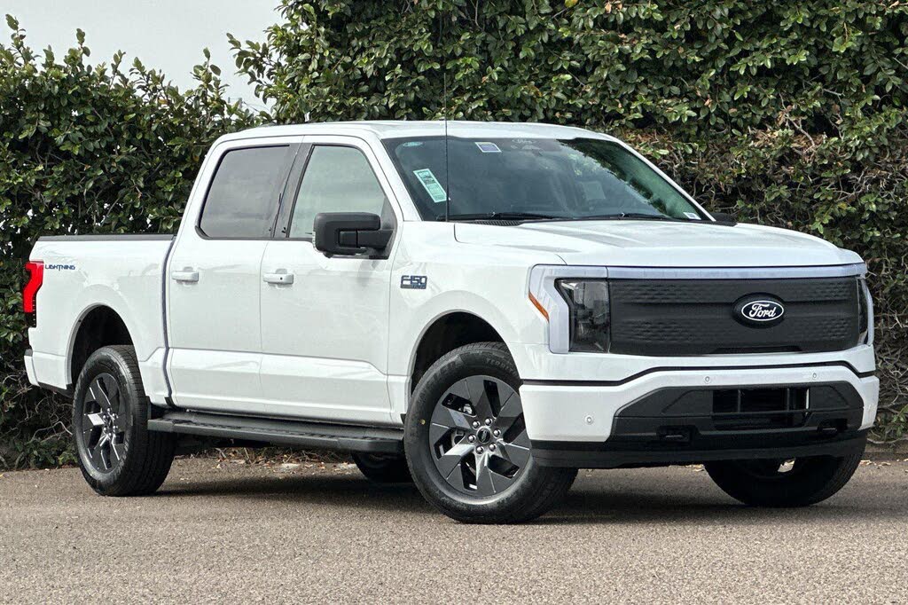 2025 Ford F-150 Lightning Flash SuperCrew AWD