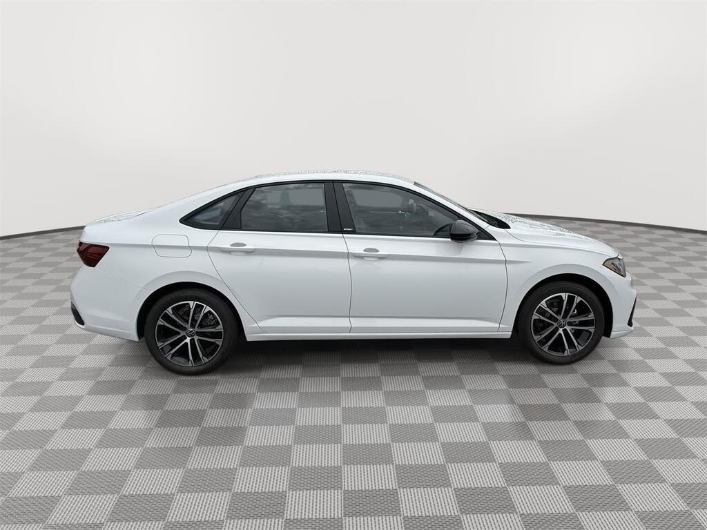 2025 Volkswagen Jetta Sport FWD