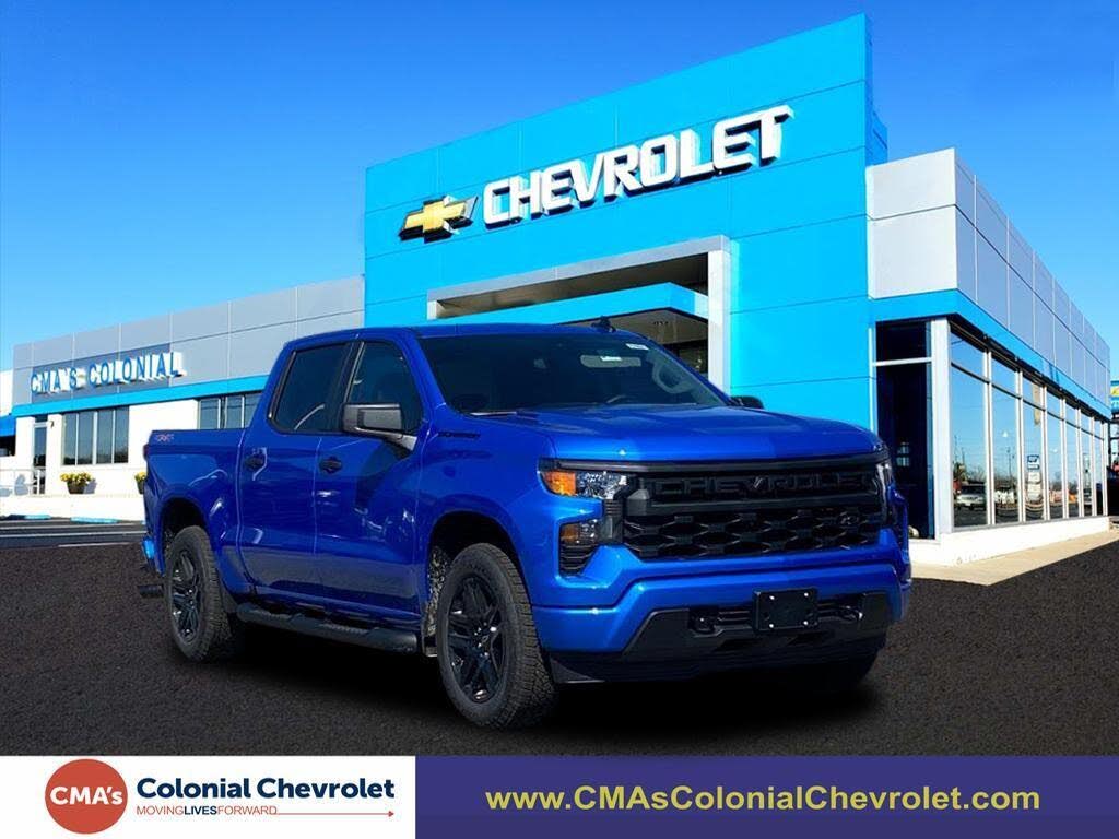 2026 Chevrolet Silverado 1500 Custom Crew Cab 4WD