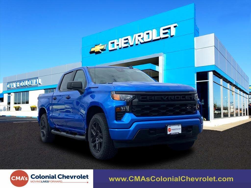 2026 Chevrolet Silverado 1500 Custom Crew Cab 4WD