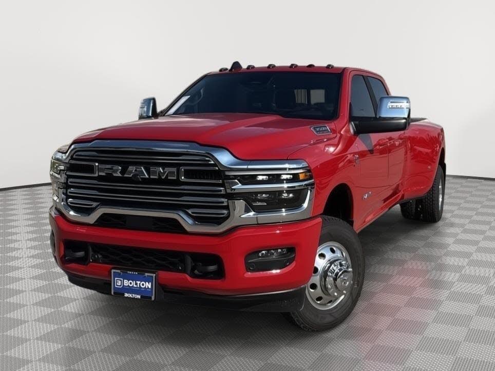 2026 RAM 3500 Laramie Crew Cab LB DRW 4WD