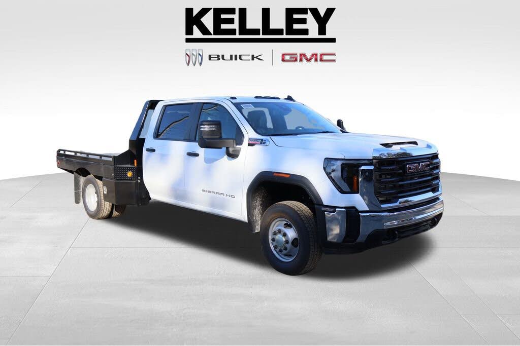 2025 GMC Sierra 3500HD Chassis Pro Crew Cab 4WD