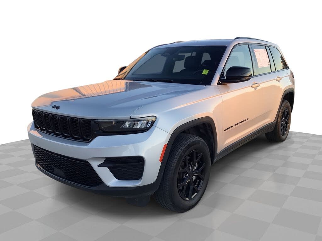 2024 Jeep Grand Cherokee Altitude 4WD