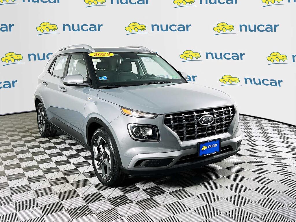 2023 Hyundai Venue SEL FWD