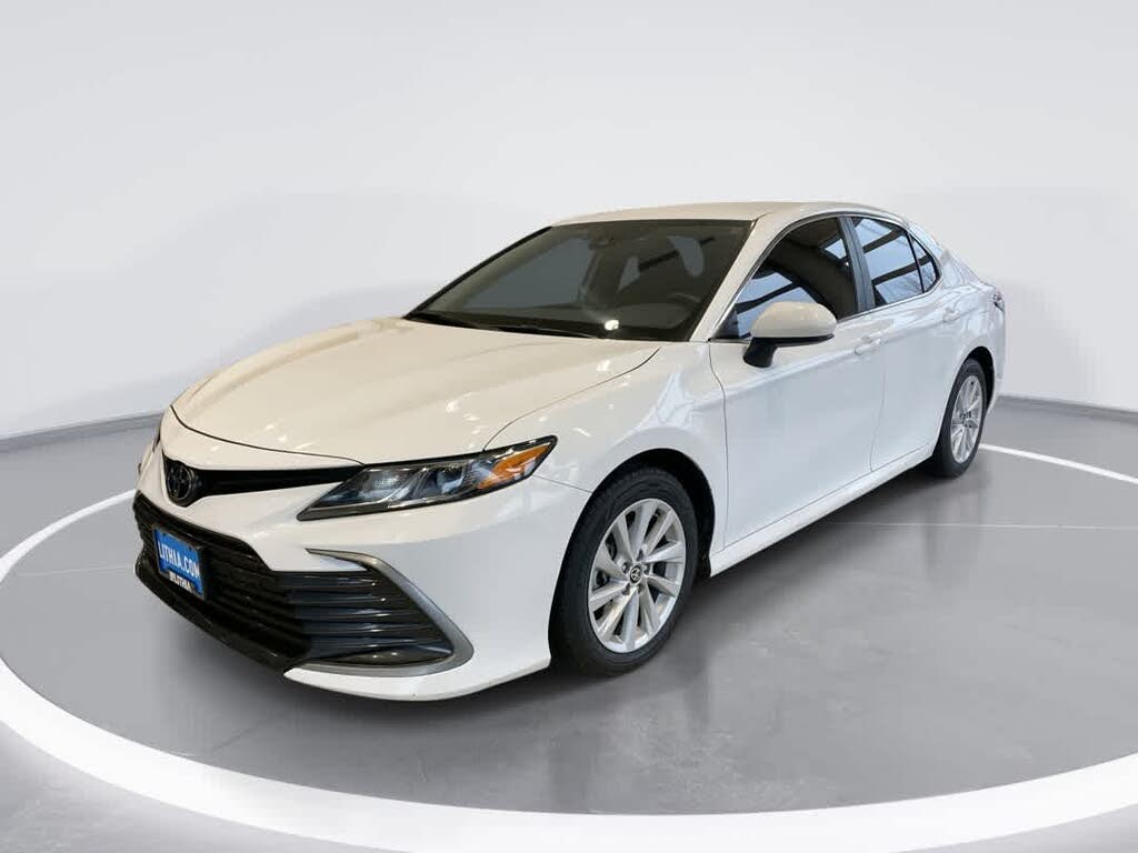 2022 Toyota Camry LE FWD