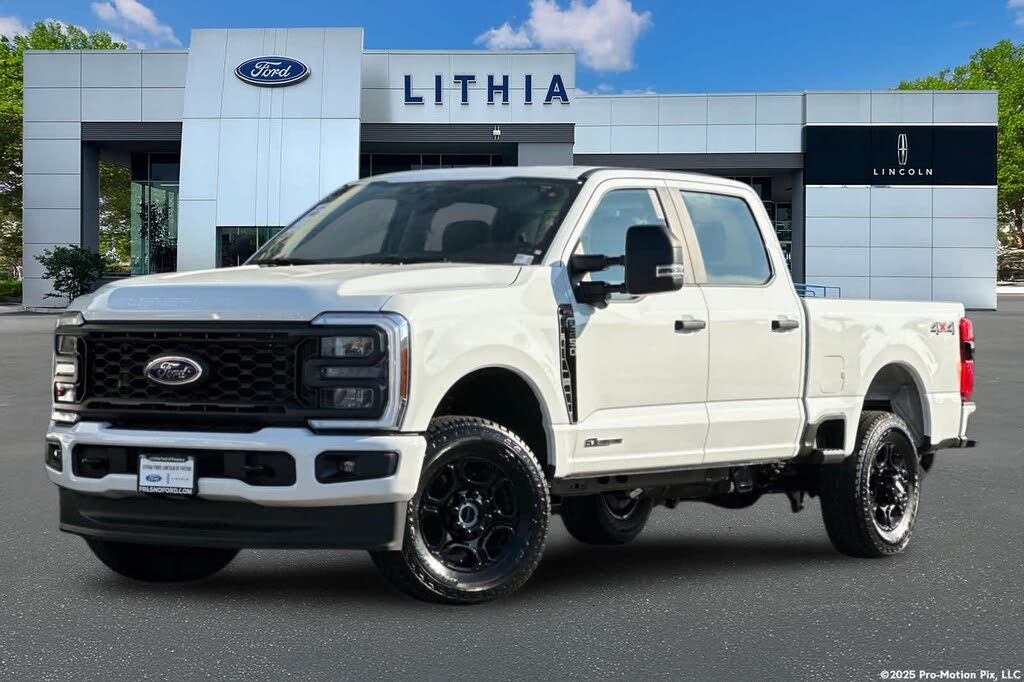 2026 Ford F-250 Super Duty XL Crew Cab 4WD