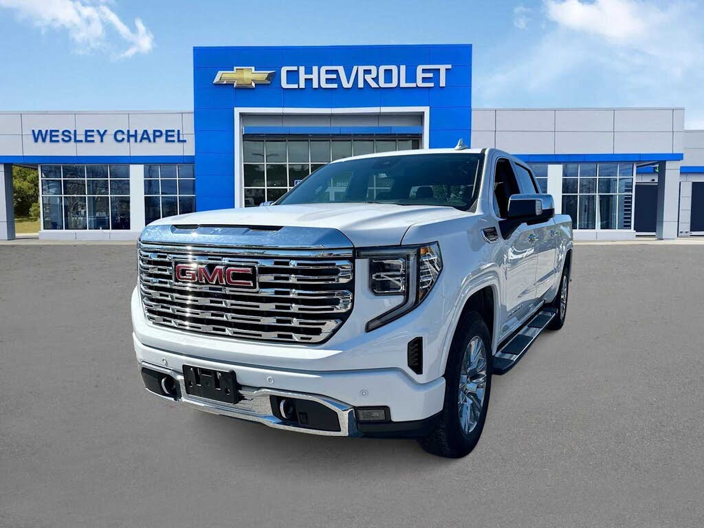 2023 GMC Sierra 1500 Denali Crew Cab 4WD