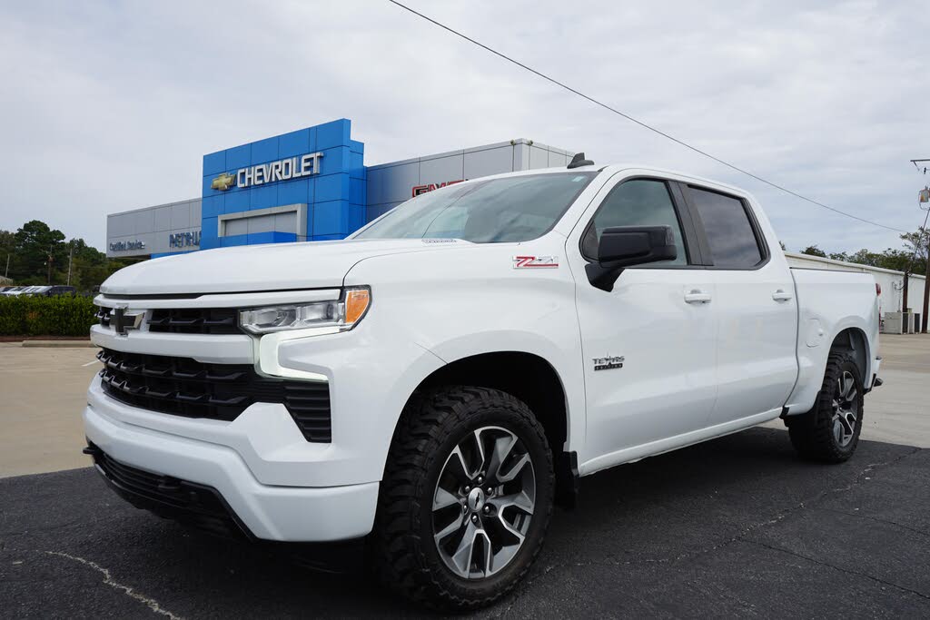 2023 Chevrolet Silverado 1500 RST Crew Cab 4WD